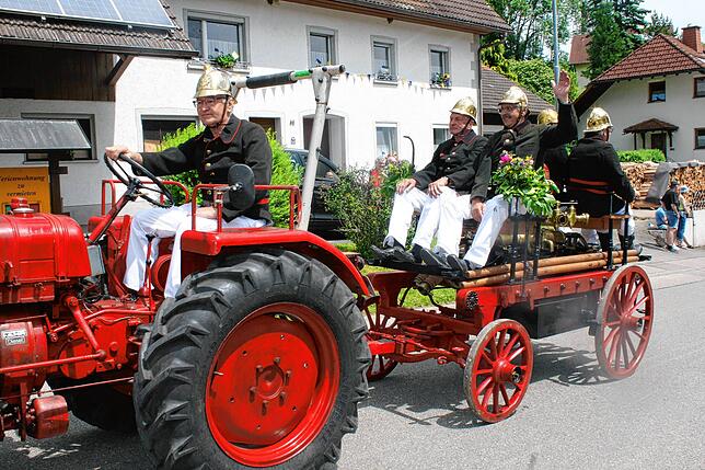 Bild 25: Bilder vom Bezirksmusikfest mit Umzug in Lausheim
