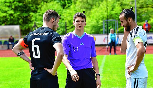 Bild 3: SG FC Wehr/Brennet siegt 8:0 gegen die U23 des SV 08 Laufenburg – und wir haben Bilder!