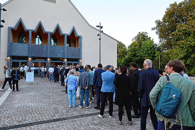 Bild 20: Große Eröffnungsfeier der Scheffelhalle in Singen – die schönsten Fotos vom Abend