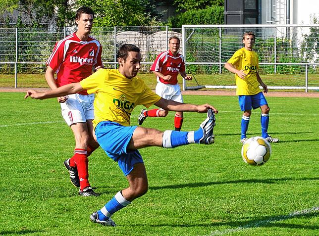 Bild 7: Schnappschüsse aus der Bezirksliga-Saison 2009/2010