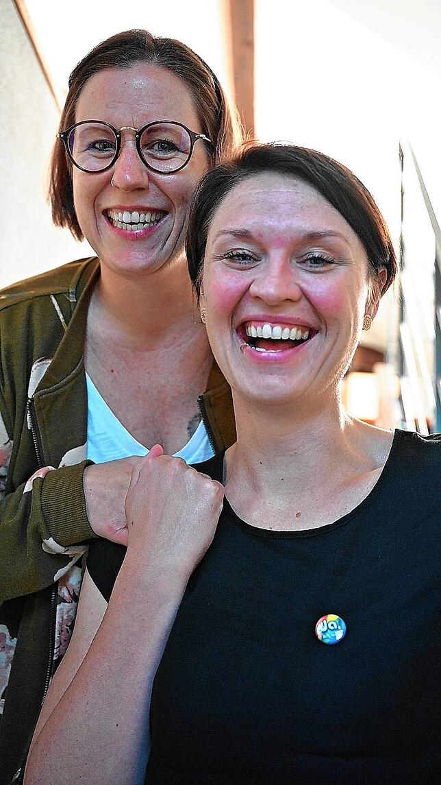 Nicole und Annabelle Dähler in ihrer Wohnung in Amriswil. Sie ärgern sich über die Wortwahl der Gegner-Kampagne, die gezielt auf Ängste ...
