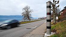 Entlang des Bodensees stehen zahlreiche stationäre Blitzer, wie hier in Sipplingen. Die Kreise und Kommunen rechnen jährlich fest mit ...
