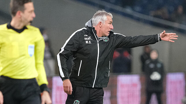 01.11.2019, Niedersachsen, Hannover: Fußball: 2. Bundesliga, 12. Spieltag: Hannover 96 &ndash; SV Sandhausen in der HDI-Arena in ...