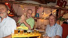 Bild : Dorfrocker rocken Festzelt in Leipferdingen