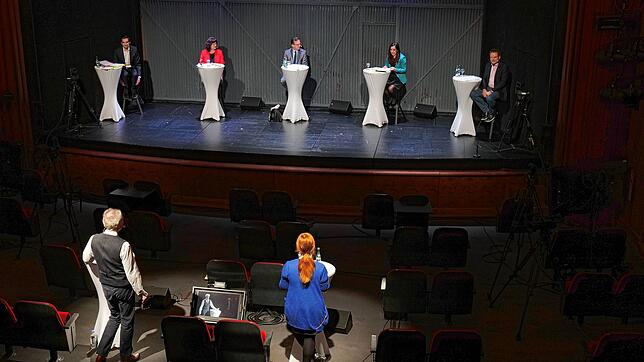 SÜDKURIER-Wahlarena zur Landtagswahl 2021 im Stadttheater Konstanz: Aufzeichnung der Debatte mit Kandidaten für den Wahlkreis 56 ...