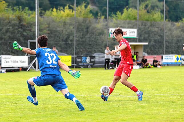 Bild 20: U19 des SC Freiburg gewinnt Test in Eggingen gegen den SV Schaffhausen mit 4:1 – wir haben Fotos!
