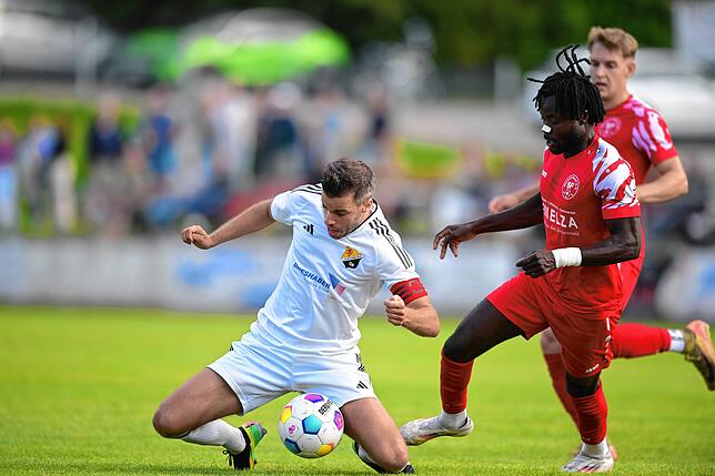 Bild 24: SV 08 Laufenburg unterliegt 1:2 bei den SF Elzach-Yach – und wir haben Fotos!