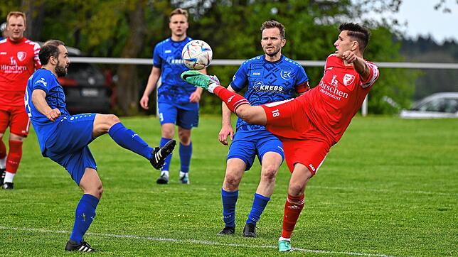 Bild 19: FC Schlüchttal besiegt den TuS Efringen-Kirchen mit 4:2 – und wir haben Bilder!