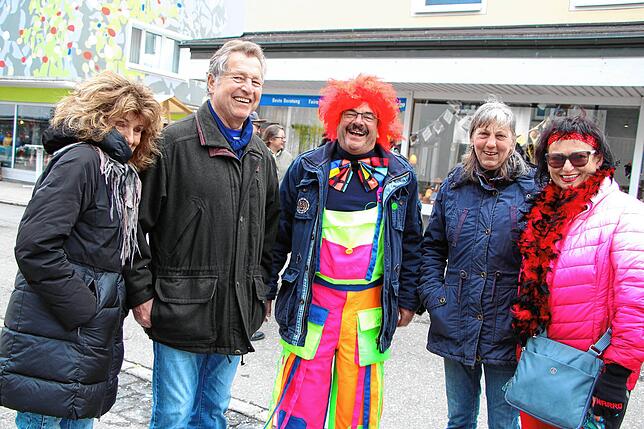 Bild 31: Tierisch was los beim Umzug am Fasnetsmendig: Teil 2