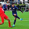 Wann rollt der Ball wieder? Seit dem Derby zwischen dem FC Tiengen 08 und dem VfB Waldshut &ndash; hier David Duvnjak beim Torschuss ...