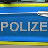 Ein Streifenwagen der Polizei. Hier ein Symbolbild.