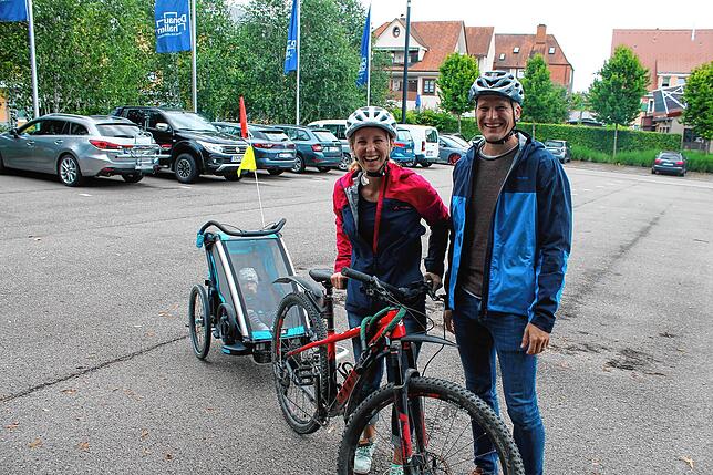 Alin und Christian Bader sind mit dem kleinen Leon aus Hüfingen gekommen. Leider gibt es kein „Moderna“. Doch das ...
