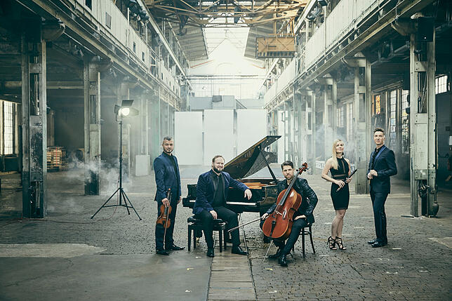 Spark &ndash; die klassische Band &ndash; mischt Klassik, Pop und Elektro.