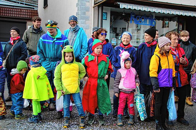 Bild 8: Narrensamen zeigt sich am Kinder- und Familienumzug &ndash; Teil 1. Wir haben Bilder.