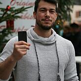 "Ohne den Freifunk, also das kostenlose W-Lan", hätte ich hier in der Stadt kaum Internet." – Mark Pullig