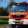 Ein Einsatzwagen der Feuerwehr Bad Säckingen steht an einer der Masten am Murger Weg. (Symbolbild)