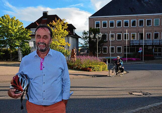 Sieht die Rathaus-Sanierung als einen notwendigen Stein im Mosaik der Altstadtsanierung, doch er vermisst da ein schlüssiges ...