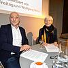 Wolfgang Niess und Christel Freitag weckten beim Bücherherbst die Leselust. Sie stellten 18 Neuerscheinungen vor.