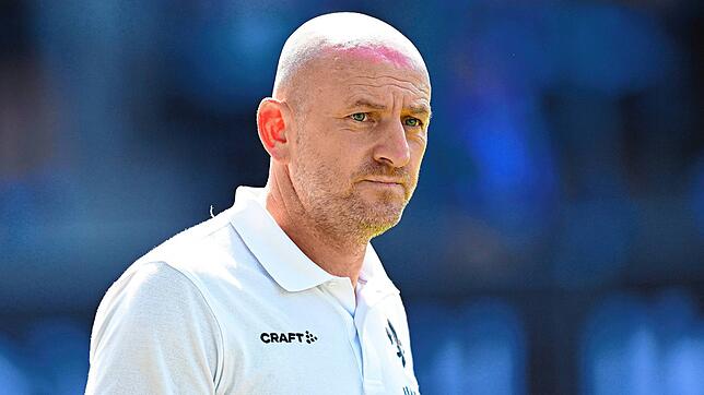 Torsten Lieberknecht im Jahr 2024, damals Trainer in Darmstadt. Lieberknecht wird Nachfolger von Markus Anfang in Kaiserslautern.