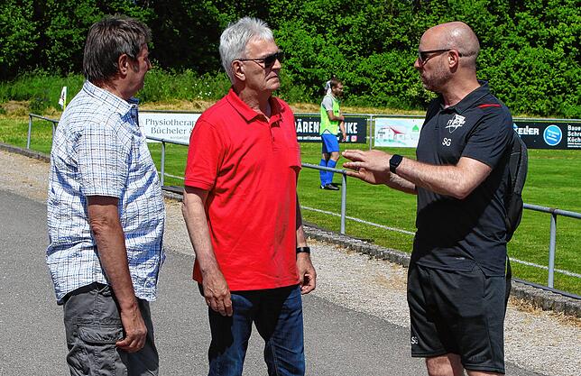 Bild 27: Die besten Bilder vom Duell zwischen FV Walbertsweiler-Rengetsweiler und FC Neustadt