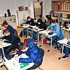 Die Klasse zehn der Gemeinschaftsschule Mönchweiler mit Lehrerin Betrix Hermann (links) würde lieber online per Videochat lernen als mit ...
