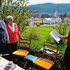 Ein strahlendes Paar: Ernst und Annelies Beck konnten ihre diamantene Hochzeit feiern und Ortsvorsteher Markus Veit gratulierte gern.