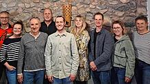 Neu im Vorstandsteam des Ski-Clubs ist Simon Grieshaber (links). Wiedergewählt wurden Michaela Biehler, Karl Albiez, Daniela Schöneck, ...