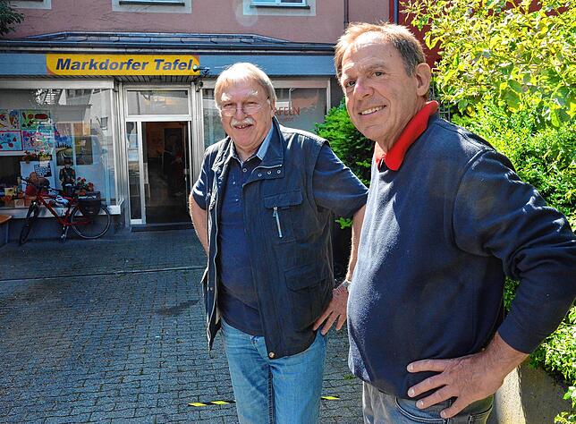 Brauchen dringend neue Mitarbeiter, die ehrenamtlich bei der Tafel mithelfen: Günther Wieth und Reinhard Hendricks, Vorsitzender und ...