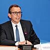 Sven Hinterseh schimpft schon lange wegen zu geringer Impfstoff-Zuweisungen, jetzt sieht sich der Schwarzwald-Baar-Landrat bestätigt. ...