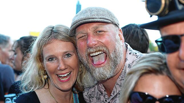 Bild 8: Die Toten Hosen rocken das Konstanzer Bodenseestadion. Hier sind die schönsten Bilder des Abends