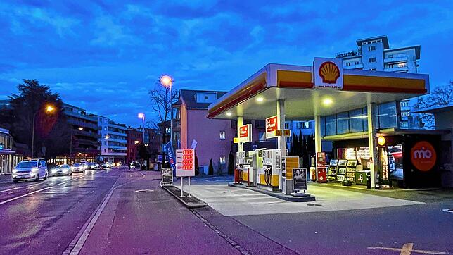 Hier ist es passiert: an der Shell-Tankstelle auf der Löwenstrasse in Kreuzlingen.