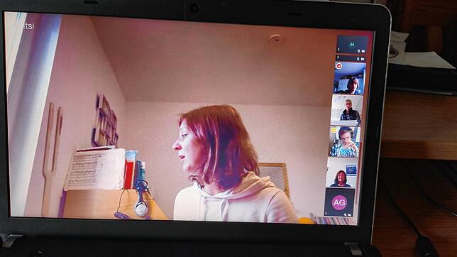 Der Chor Binzgen probt digital mit Chorleiterin Christine Böhler.
