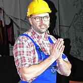 Handwerker Stefan Feuerstein trug mit seiner launigen Moderation viel zur guten Stimmung bei.