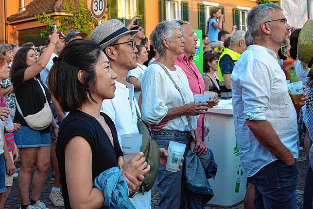 Bild 14: Feiern, Spaß und Laune beim dritten Konzertabend des Markdorf Open-Air 2025