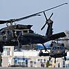 Drei solcher Black Hawk Hubschrauber sind am Freitag, 17. Mai,  in ungefähr 100 bis 130 Meter Höhe über die Region geflogen. Sie waren ...