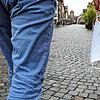 Masken schützen vor einer Ausbreitung des Corona-Virus &ndash; deshalb sind sie unter anderem beim Einkaufen Pflicht, so wie hier in der ...