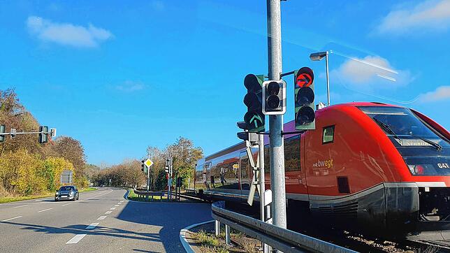 Bisher verkehren auf der Bahnstrecke im Wutachtal zwischen Waldshut und Stühlingen nur Schülerzüge. Am Montag, 8. Januar, startet der ...