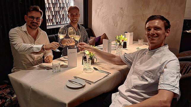 Die drei Hauptpersonen im neuen Papageno (von links): Investor Benjamin Etter, Restaurantleiter und Sommelier Pascal Roth sowie ...