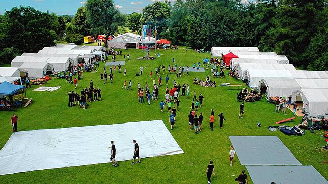 Das große Zeltlager der Jugendfeuerwehren im Schwarzwald Baar Kreis wird dieses Jahr ausfallen. 400 Jugendliche sollten in das ...