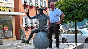Jürgen Koterzyna hat in und um Stockach viele Lieblingsorte, einer davon ist der Hans-Kuony-Brunnen.