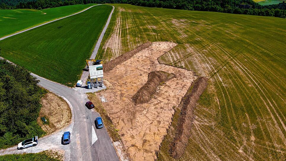 Bild : Drohnen-Video zeigt Gefängnis-Baustelle von oben