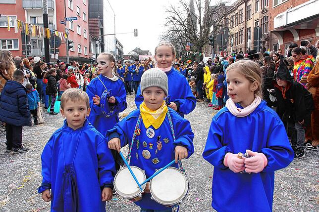 Bild 5: Fasnets-Umzug der Poppelezunft in Singen &ndash; Teil 2