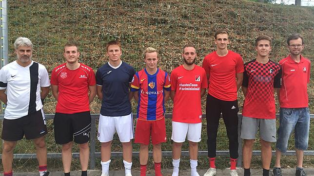 Altbekannte neue Gesichter beim FC RW Weilheim: Trainer Dietmar Knab (links) ist aus der U19 aufgerückt und trainiert künftig den ...