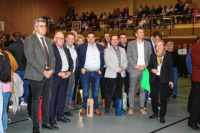 Bild 25: Bürgermeisterwahl: Das sind die Bilder aus der Halle