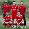 Zwei Mal zwei Neue: Ex-Interimstrainer und neuer Sportchef Michael Emmerich (hinten, Mitte) begrüßt beim FC RW Weilheim das Trainer-Duo ...