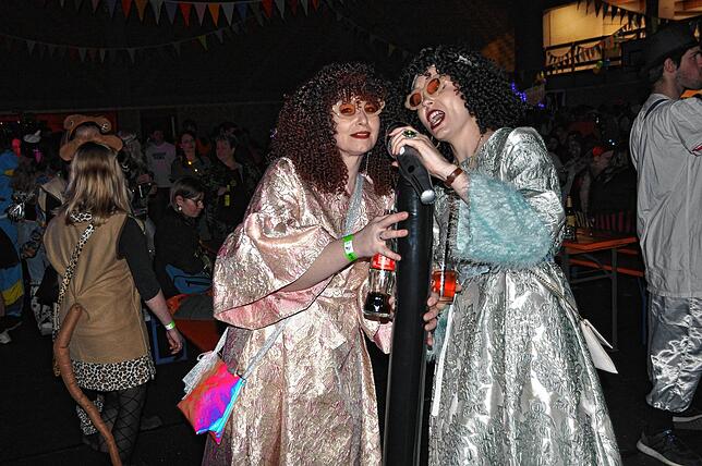 Bild 15: Beste Stimmung auf dem DLRG Ball in Wittenhofen