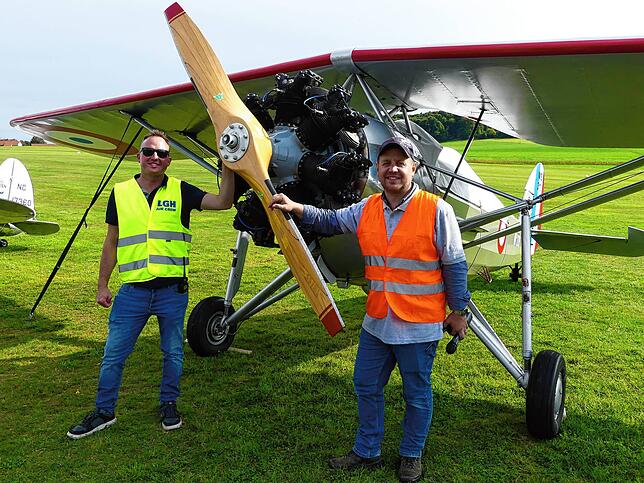 Bild 16: Großes Jubiläums-Flugplatzfest in Rickenbach-Hütten - hier sind die Bilder