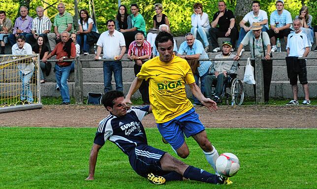 Bild 21: Schnappschüsse aus der Bezirksliga-Saison 2010/2011