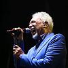 Tom Jones in Aktion.