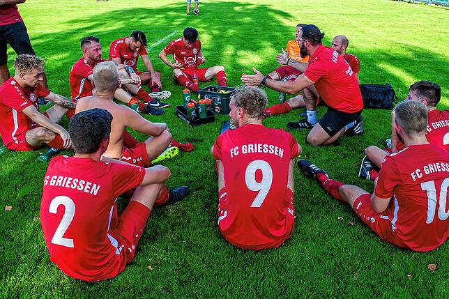 Bild 15: FC Hochrhein gewinnt gegen den FC Grießen mit 4:1 &ndash; und wir haben Bilder!